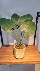 Arranjo Verde Com Philo E Vaso de Cerâmica Bege 45cm